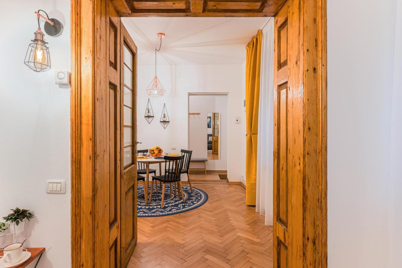 Garden Hideout - Central Apartment براشوف المظهر الخارجي الصورة
