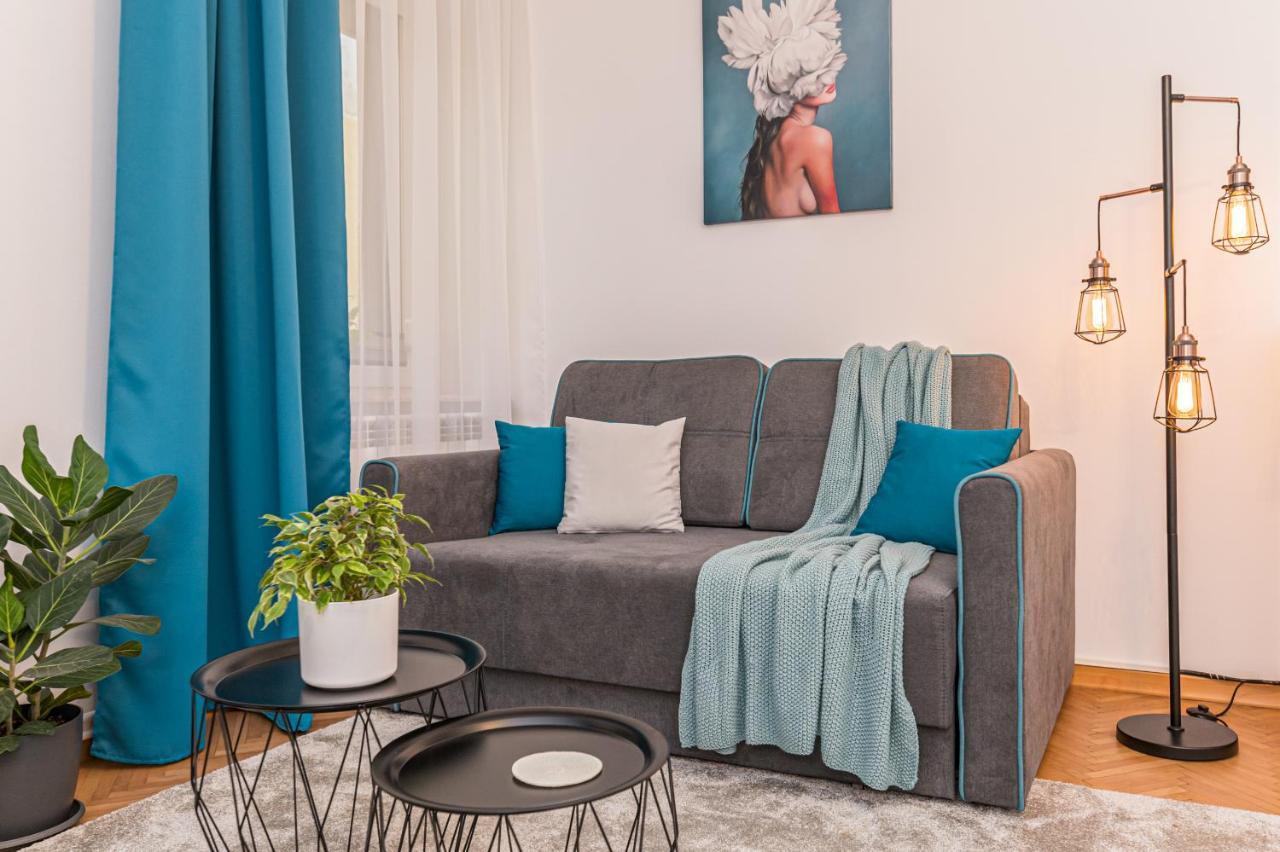 Garden Hideout - Central Apartment براشوف المظهر الخارجي الصورة