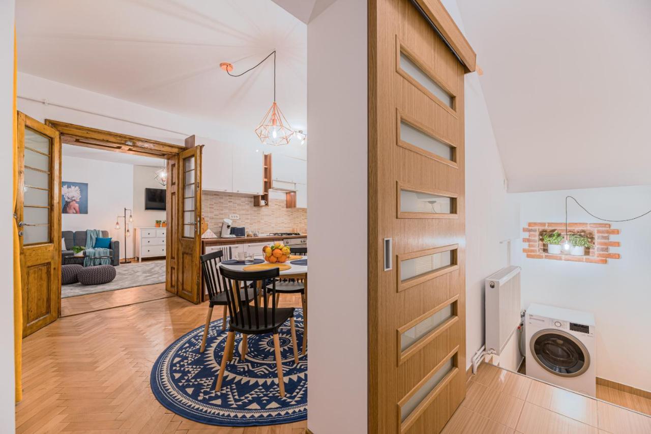 Garden Hideout - Central Apartment براشوف المظهر الخارجي الصورة