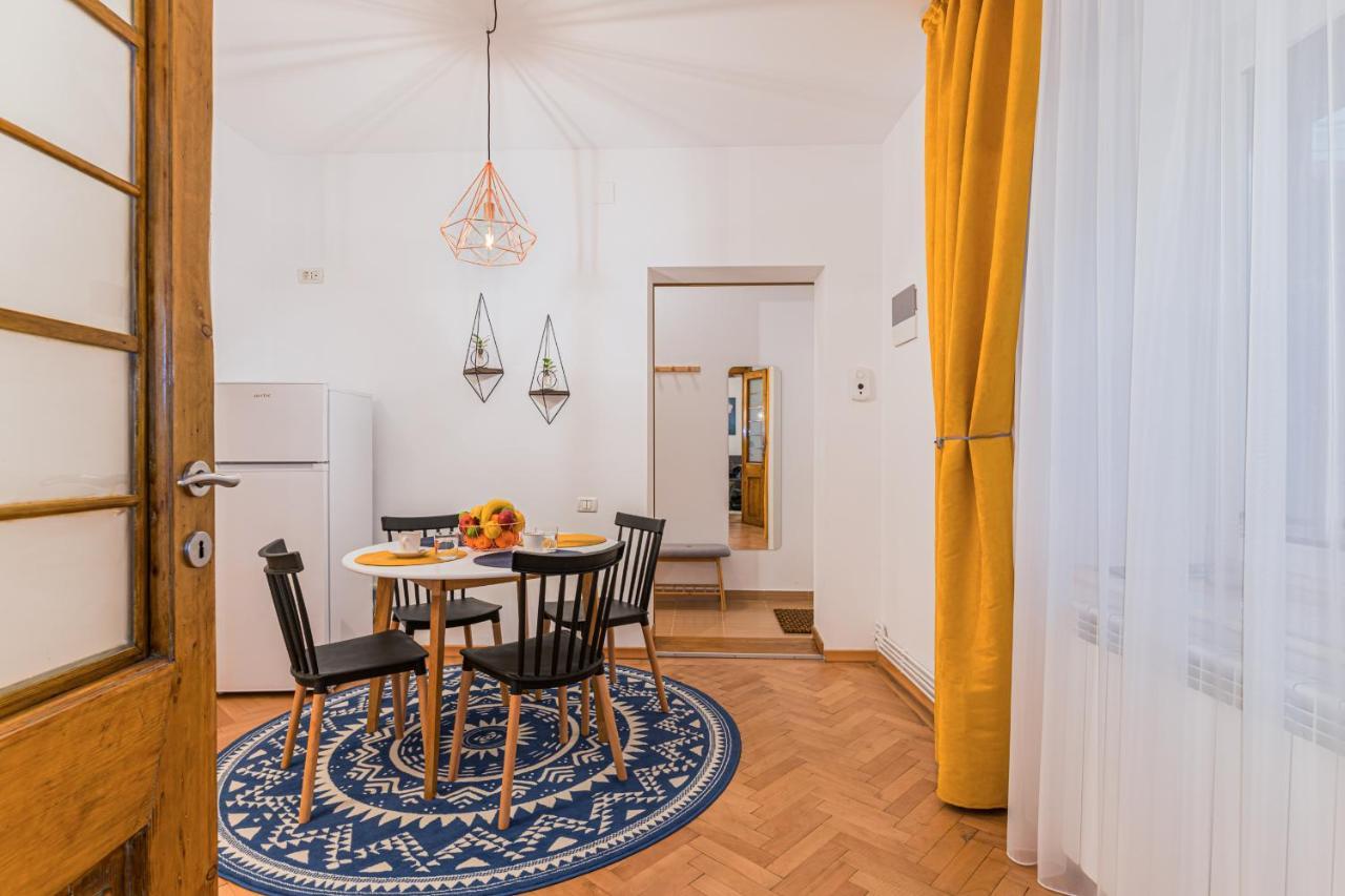 Garden Hideout - Central Apartment براشوف المظهر الخارجي الصورة